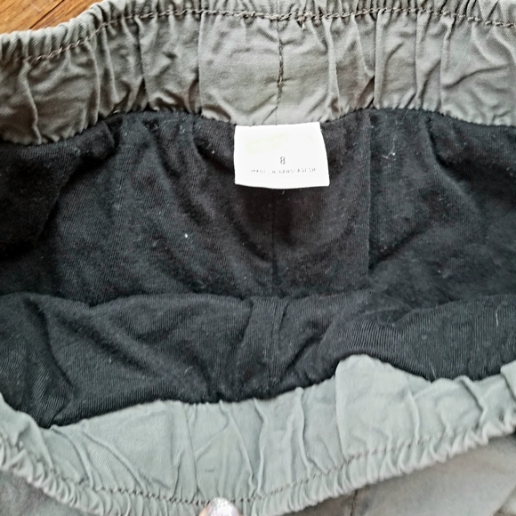 🍎5 for 30🍎Insulated wind pants boys size 8 - Picture 3 of 4